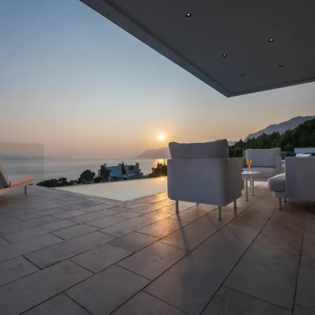 Brela-rogac 3 * Baška Voda