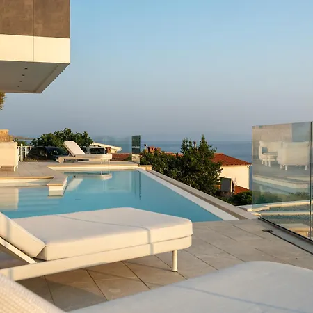 Brela-rogac 3 Villa *