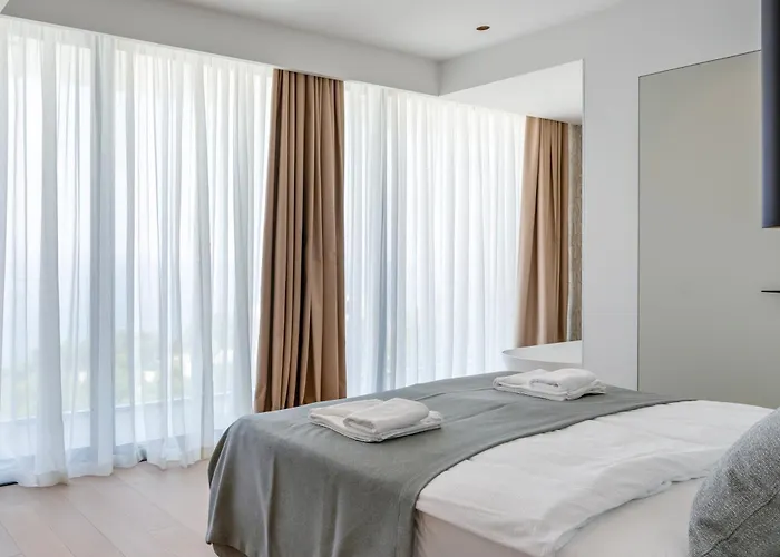 Brela-rogac 3 * Baska Voda