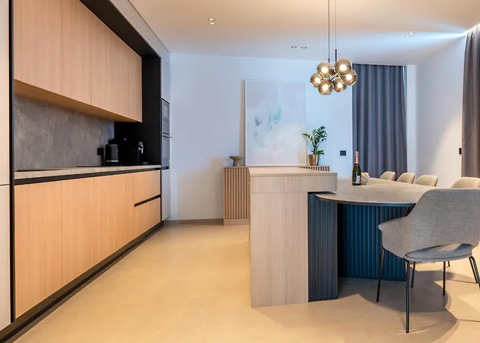 Brela-rogac 3 Vila *