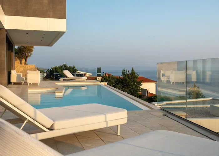 Brela-rogac 3 Vila *