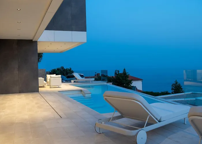 Brela-rogac 3 Vila *